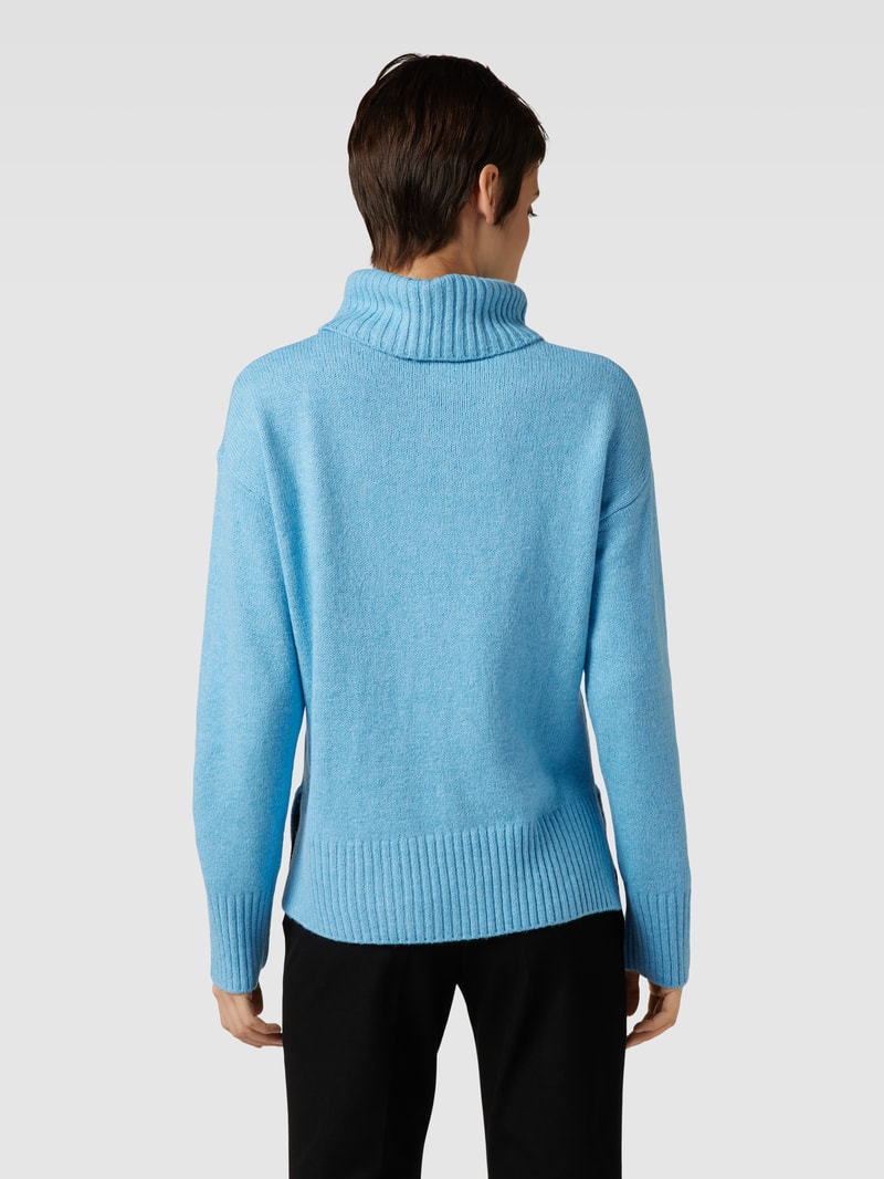 Strickpullover mit Zopfmuster in hellblau