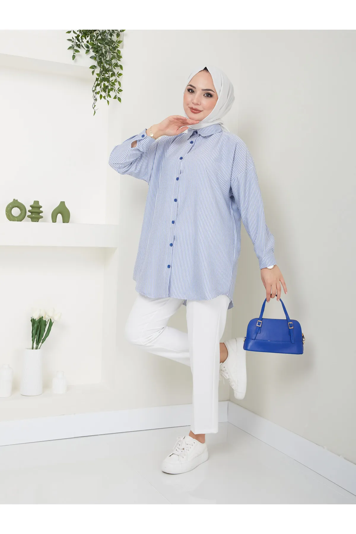 VOLT CLOTHİNG  Gestreiftes Hijab-Shirt für Damen
