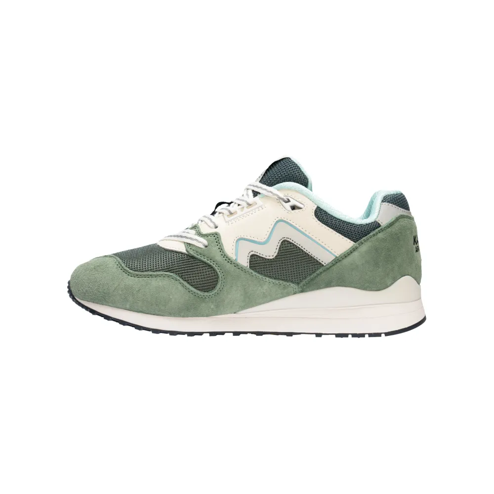Karhu Synchron Classic F802678 / weiss