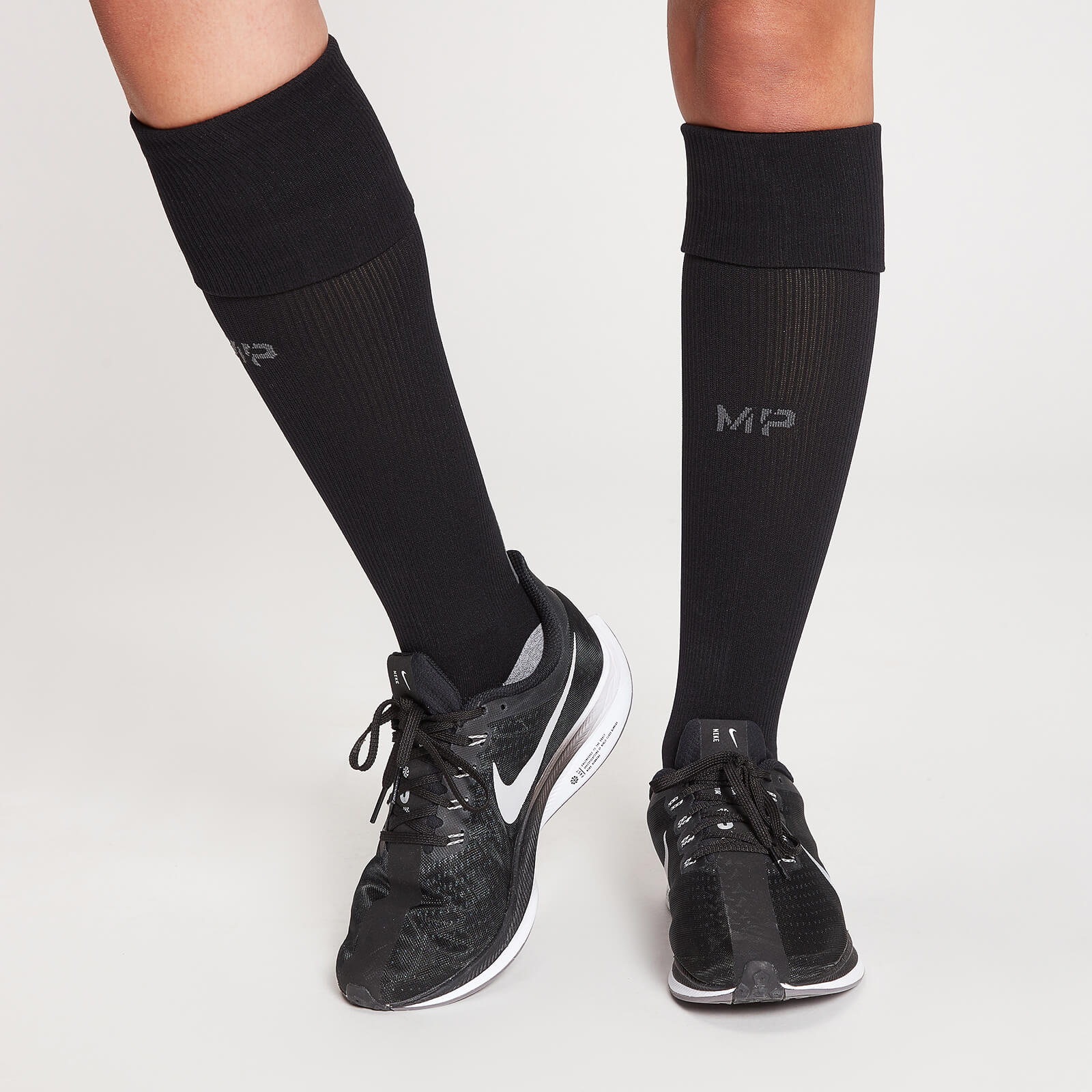 Chaussettes de football pleine longueur MP – Noir