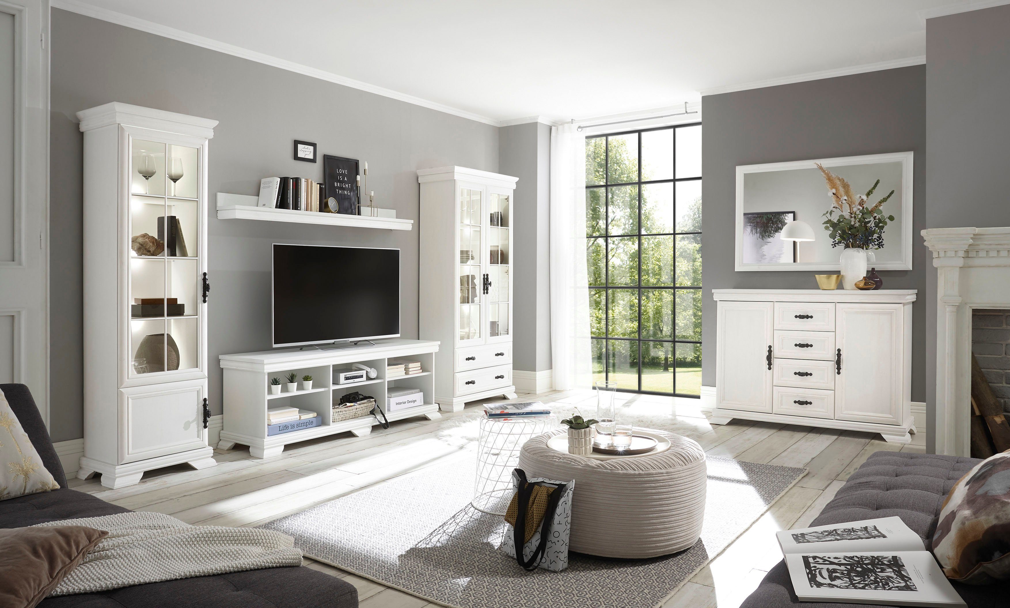 Home affaire Wohnzimmer-Set Royal, (4-St), Bestehend aus 2 Vitrinen, 1 Lowboard und 1 Wandregal