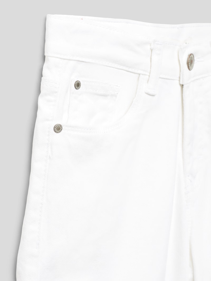Jeans mit Label-Details in weiß
