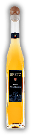 Ernst Bretz Aperitif - Weinessig Ernst Bretz Aperitif - Weinessig Eine lange gereifte, edle Essenz mit 5,5% Säure. 0,5	 Liter