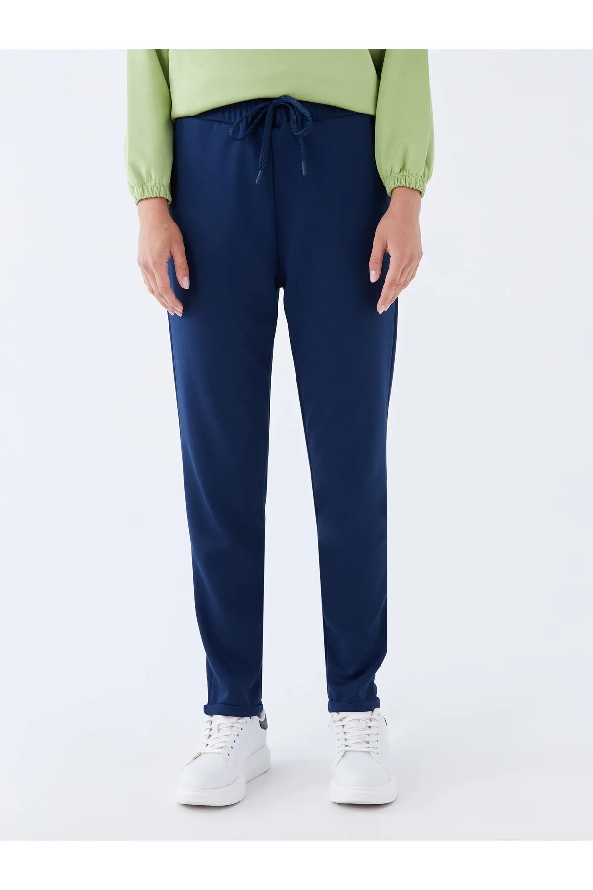 LC Waikiki  Einfarbige Jogginghose für Damen mit elastischem Bund