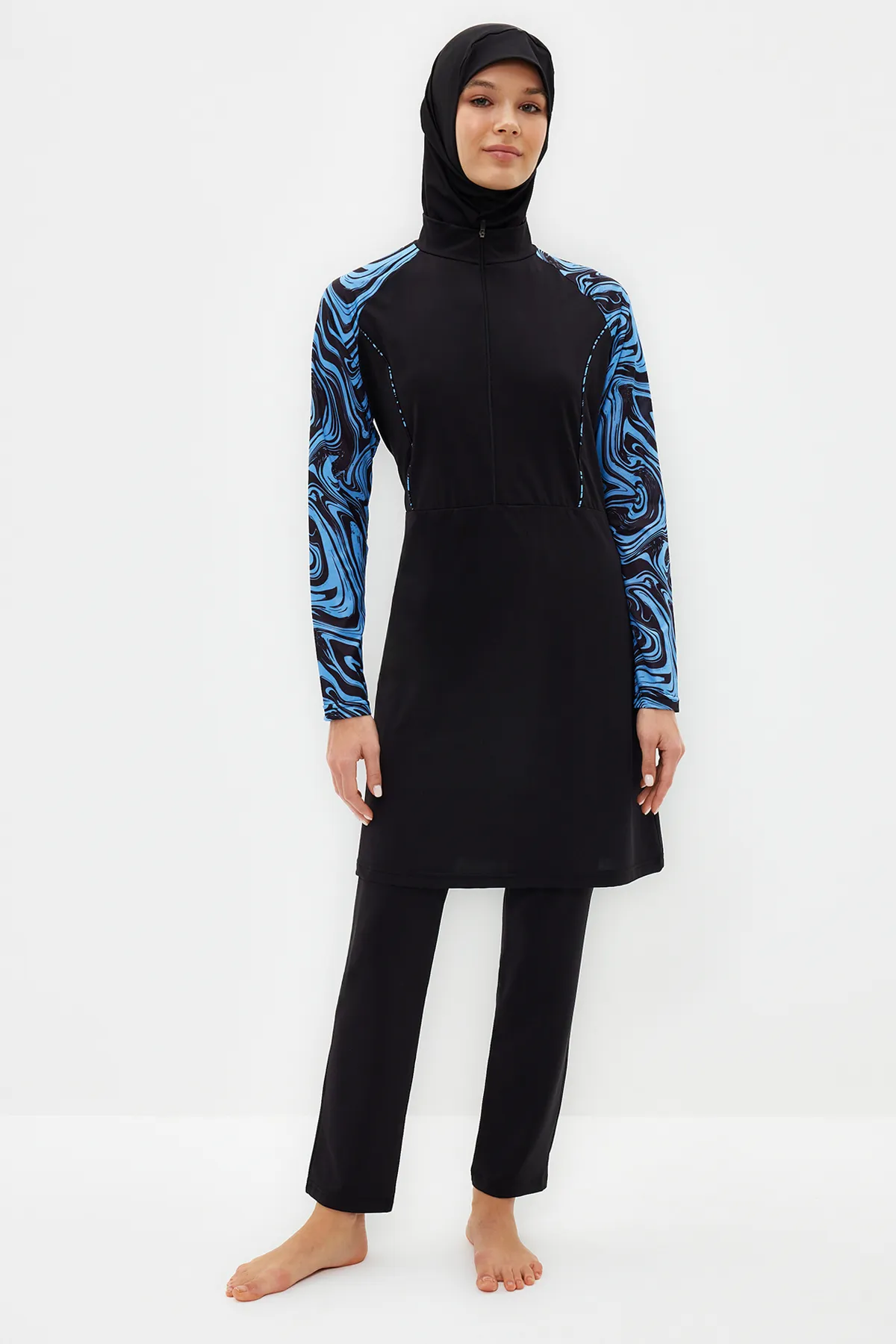 Trendyol Modest  Marineblaues, langärmliges Surf Performance 3-teiliges Badeanzug-Set TCTSS22CF0021