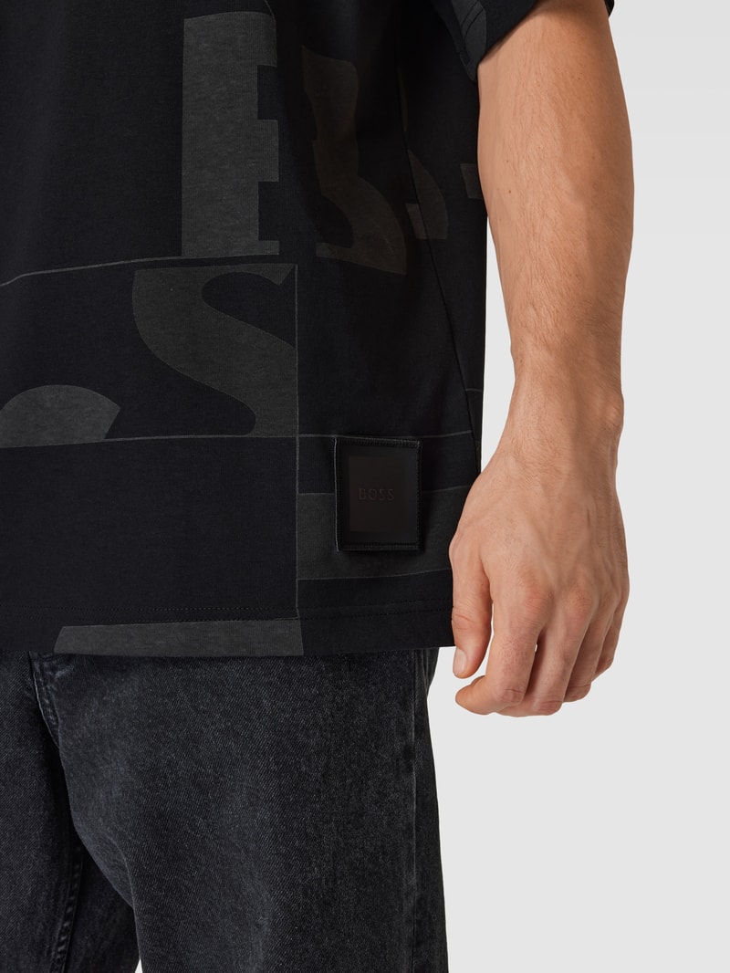 T-Shirt mit Statement-Print Modell 'Timono Lotus' in schwarz