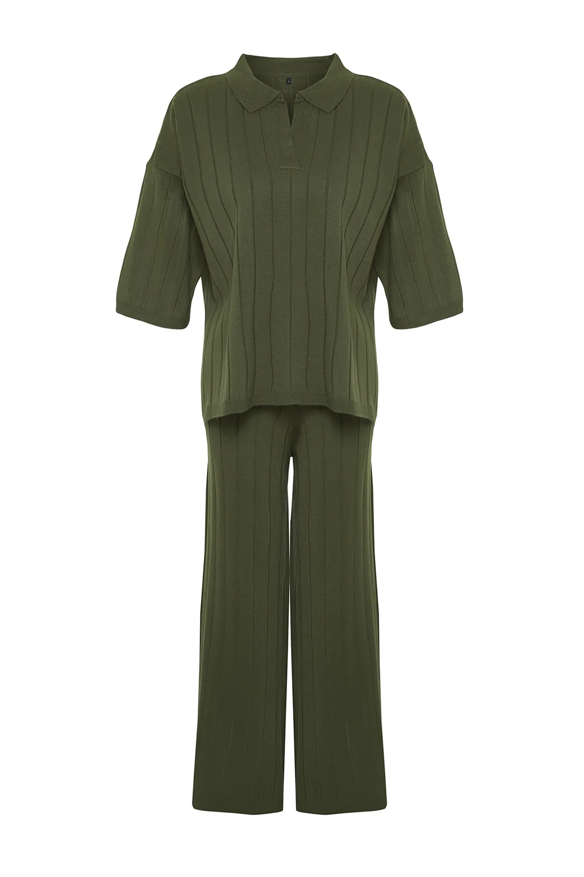 Trendyol Collection  Grünes Basic-Set aus schnurgebundenem Strickoberteil und -unterteil TWOSS23AU00029