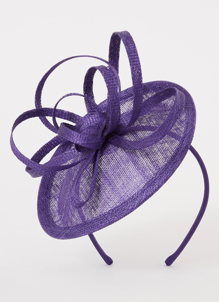 Phase Eight Twist Fascinator -panta applikaatiolla