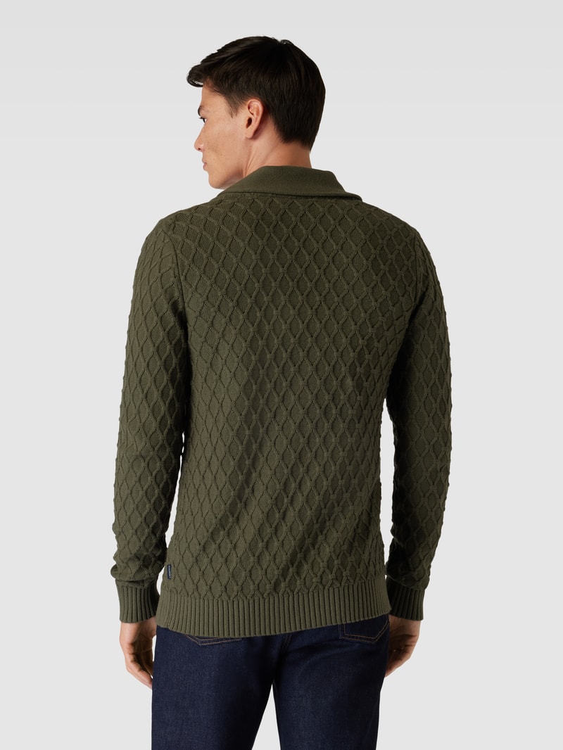 Strickjacke mit Schalkragen und Knopfleiste in olivgrün