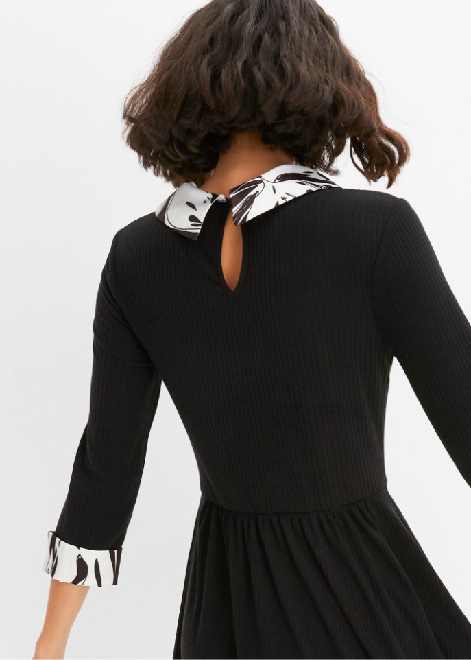 Kleid mit Blusenkragen