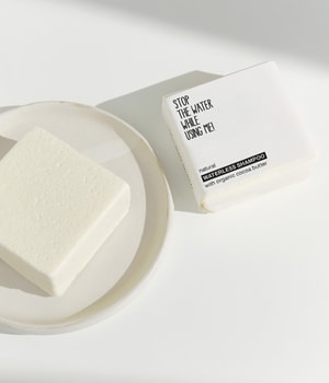 Stop The Water While Using Me Waterless Shampoo Bar Festes Shampoo 75 g