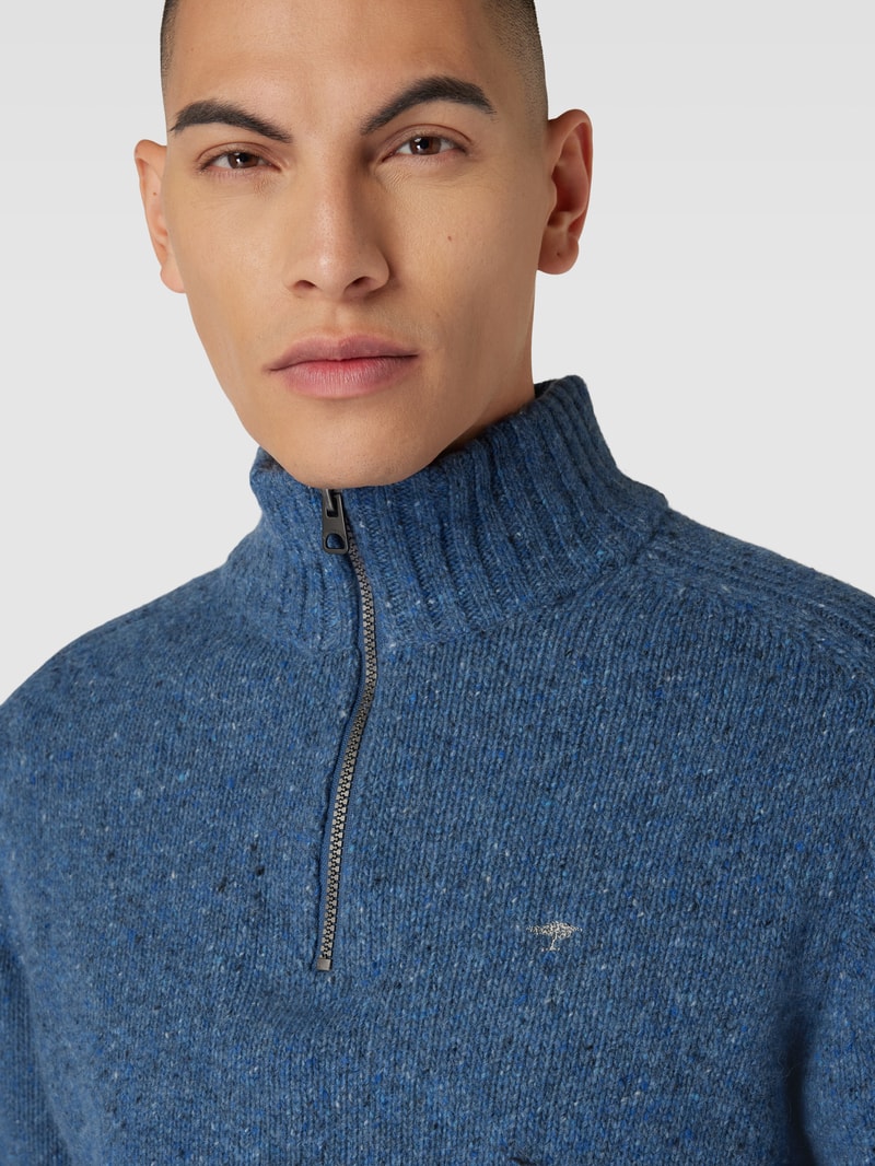 Strickpullover mit kurzem Reißverschluss in blau meliert