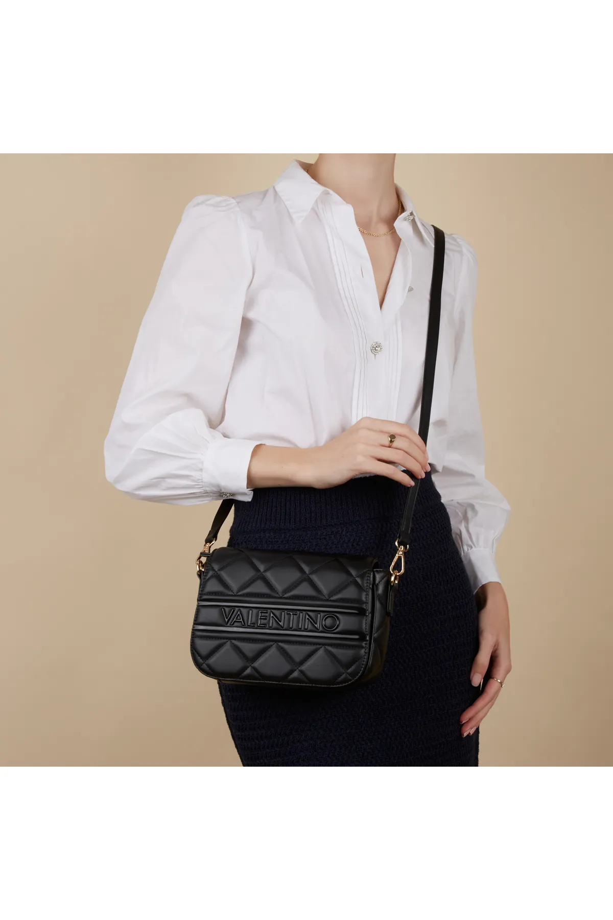 1'ASLAN  Valentino Bags Ada Damen Umhängetasche Schwarz Vbs51o09nero