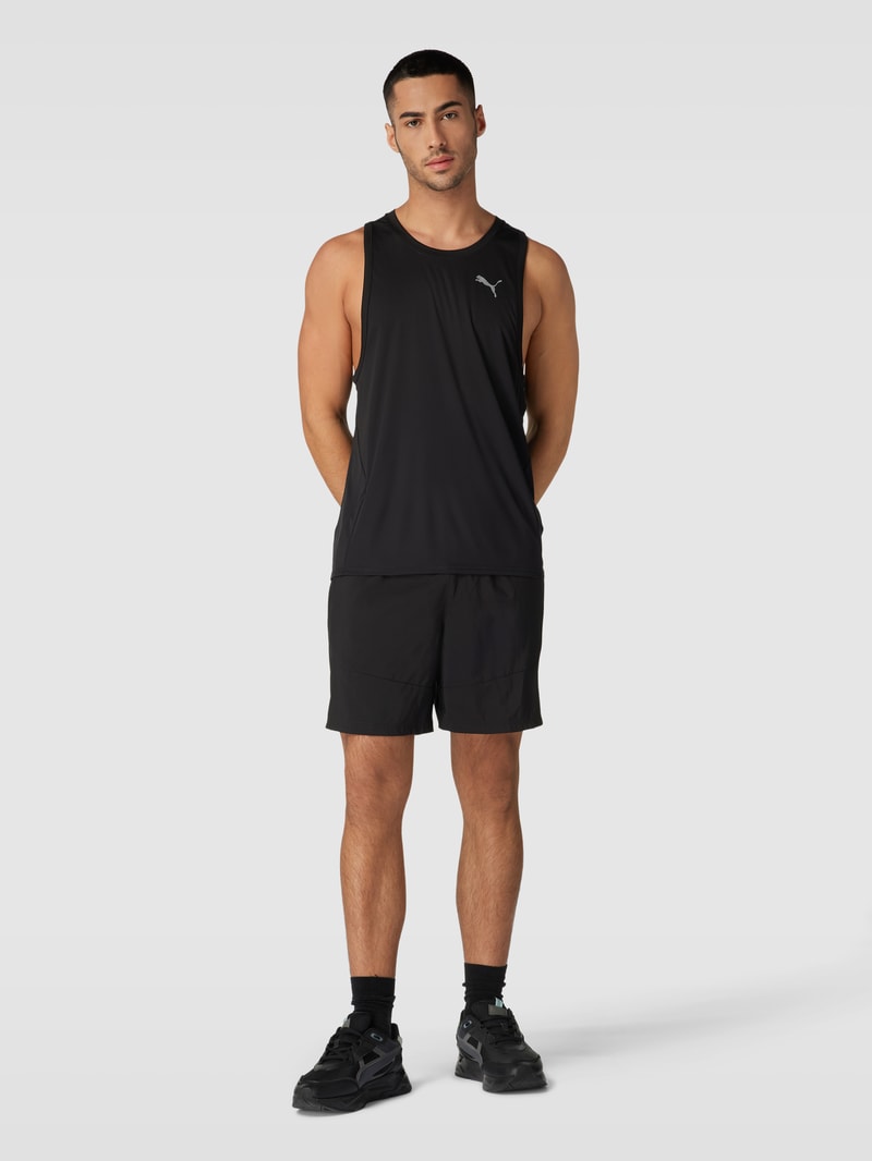 Shorts mit elastischem Bund in schwarz