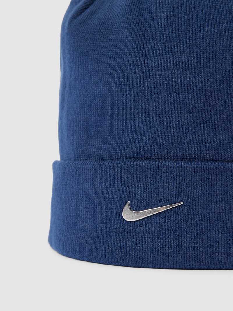 Beanie mit Label-Detail in marineblau