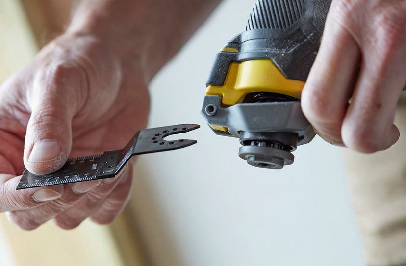 Stanley SFMCE500B FATMAX® V20 daugiafunkcis įrankis 18 voltų be baterijų ir įkroviklio