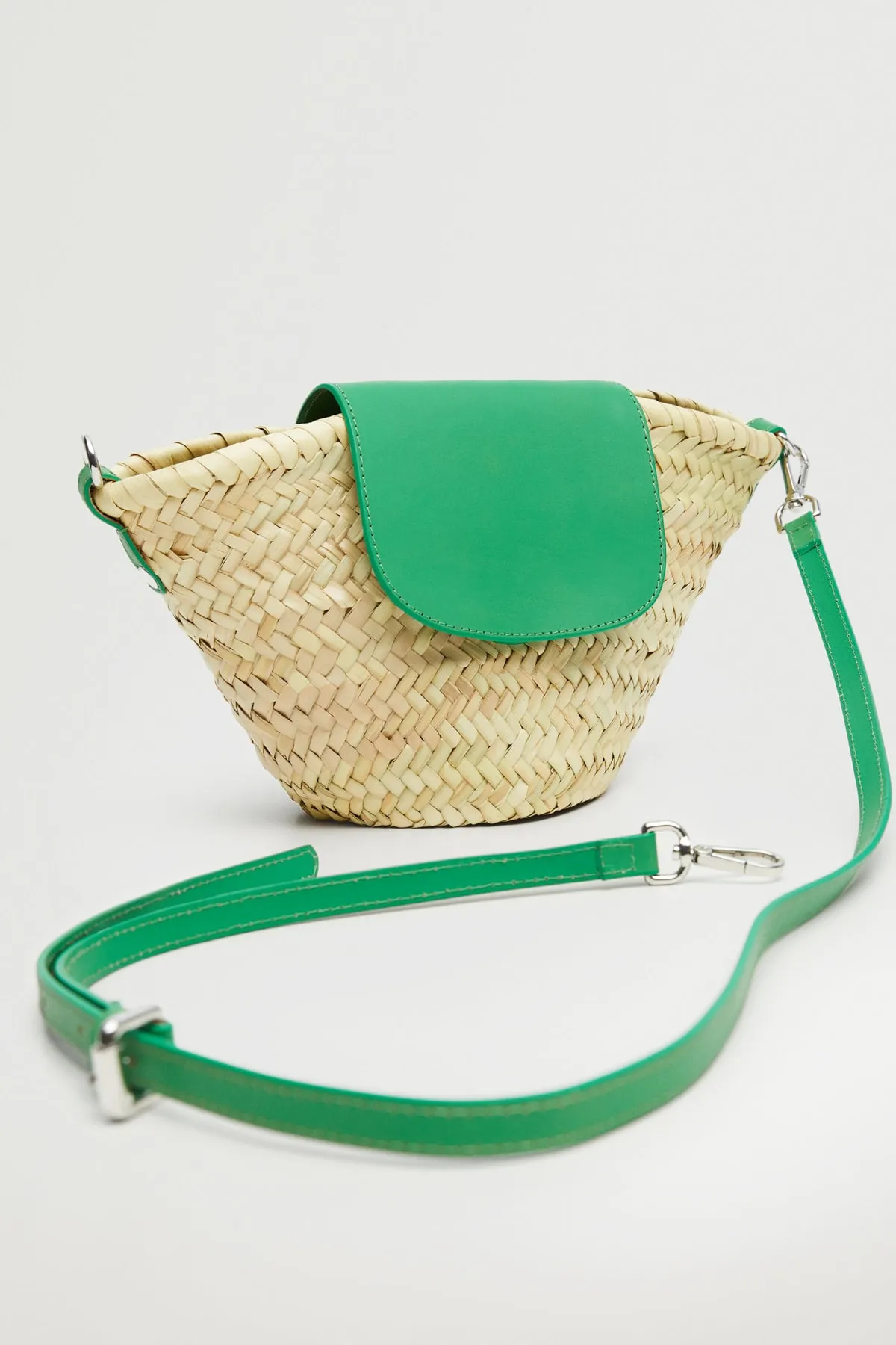 MANGO  Strohtasche mit Lederbezug