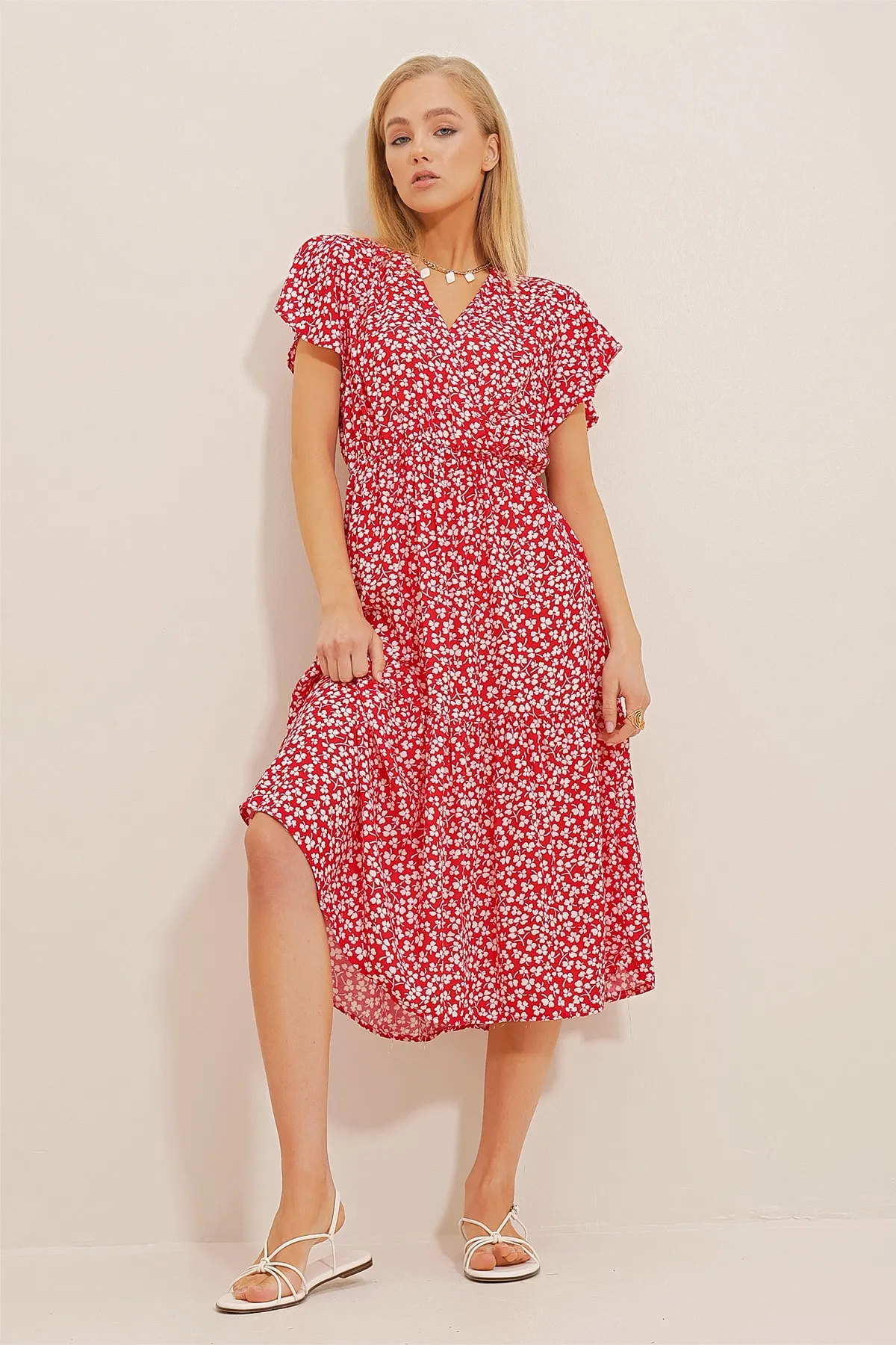 Trend Alaçatı Stili  Rot-weißes zweireihiges Kleid aus Viskose mit Kragen und Volant für Damen ALC-X4373