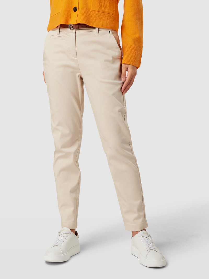 Chino mit Gürtel in beige