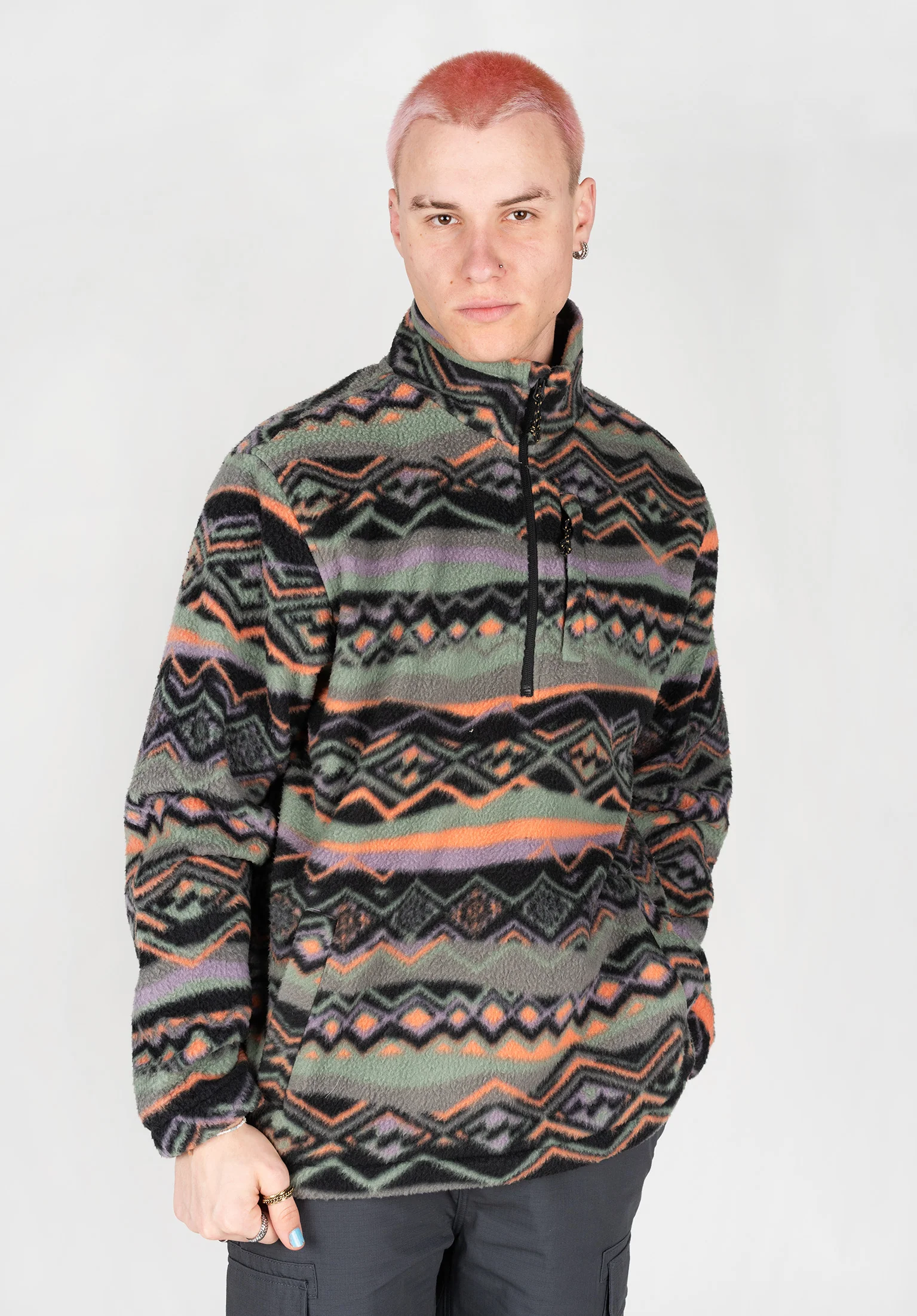 Boundary Mock Neck