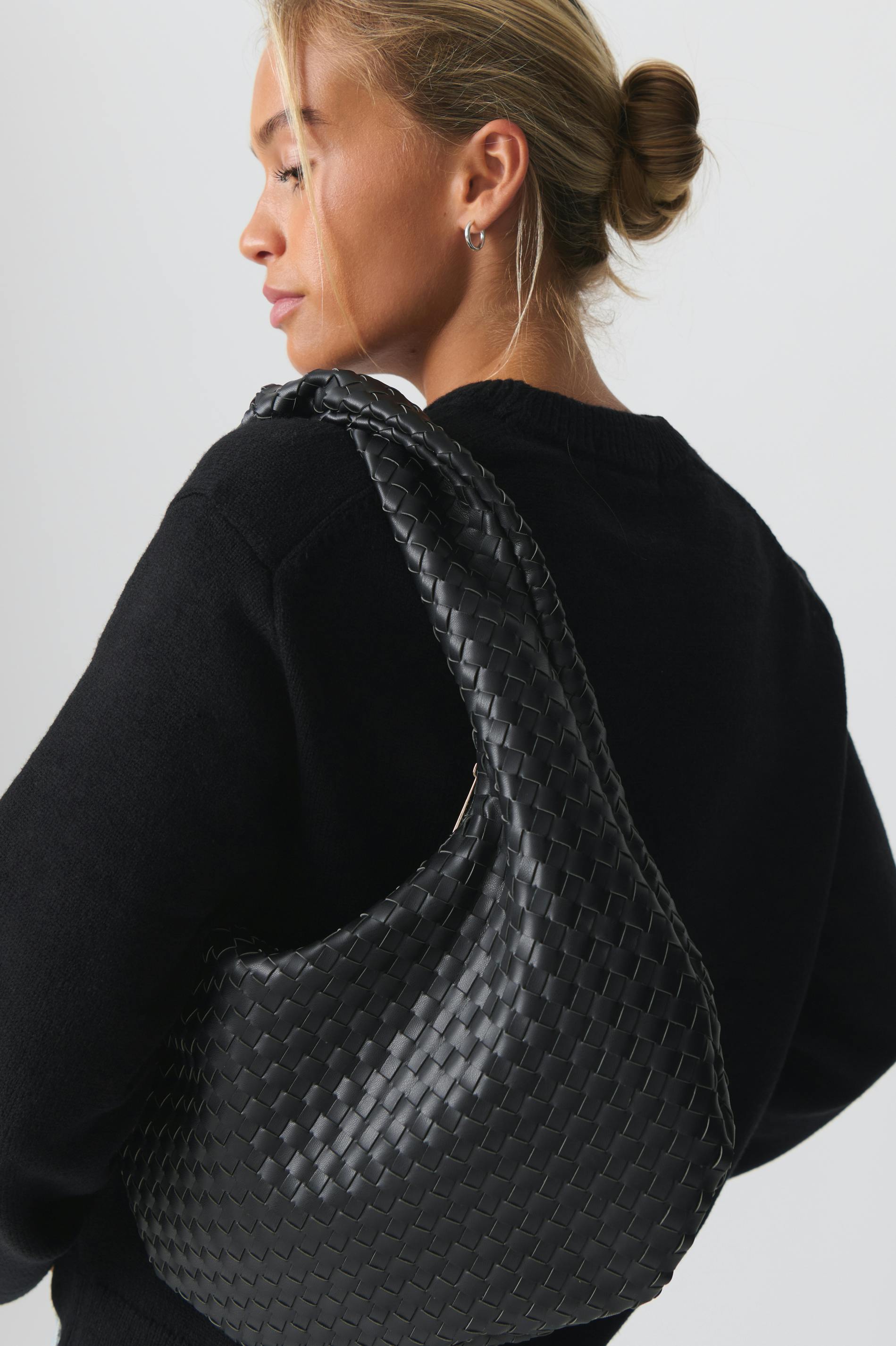 Braided shoulder bag
