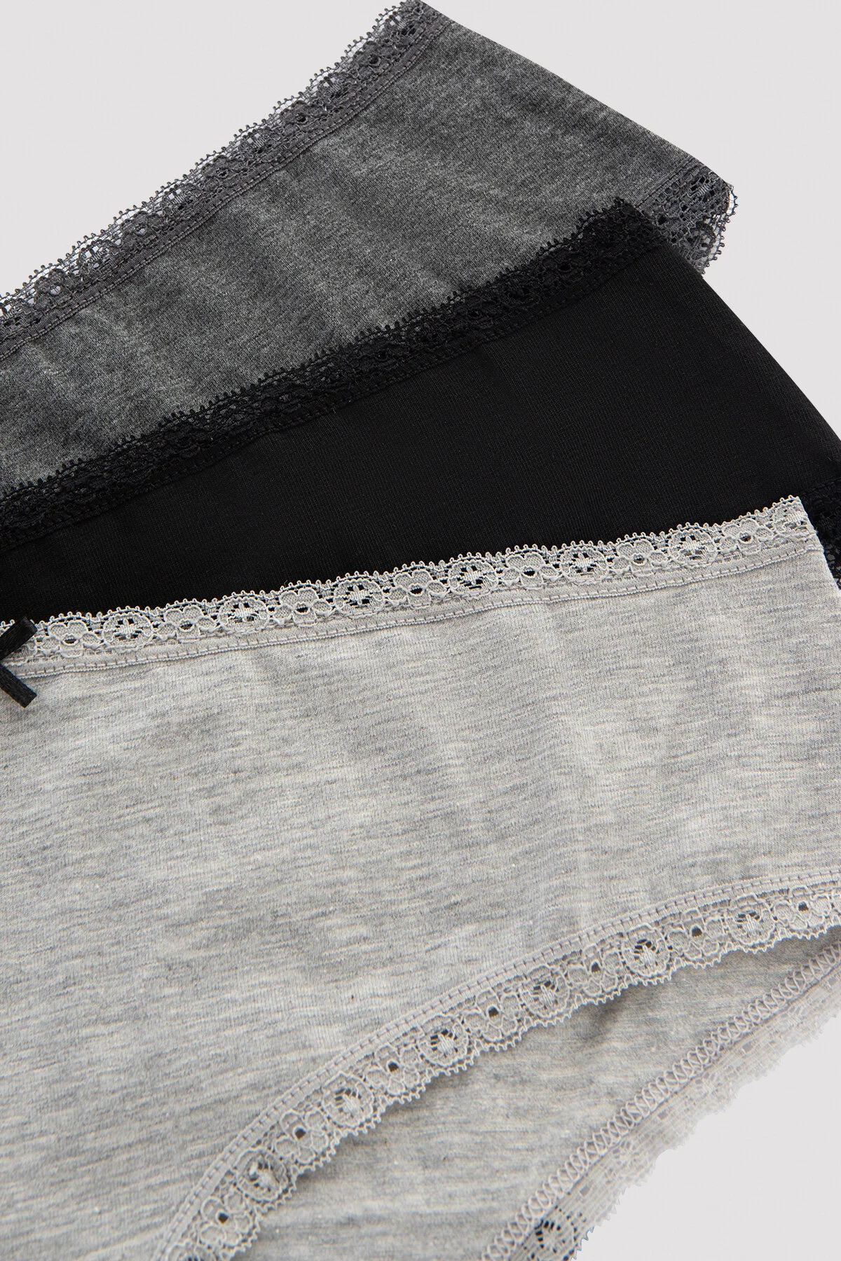 Penti  Daily Lace 3er-Pack graue Hipster-Höschen