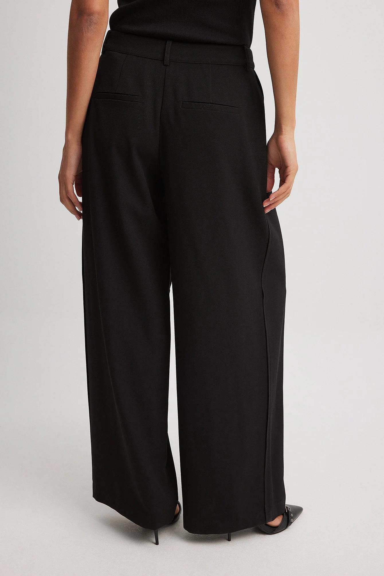 Anzughose mit mittlerer Taille
