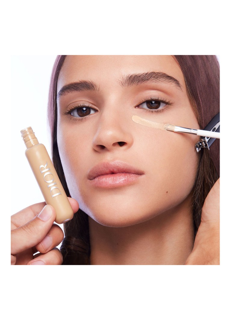 DIOR Dior Backstage Face & Body Flash Perfector Corrector