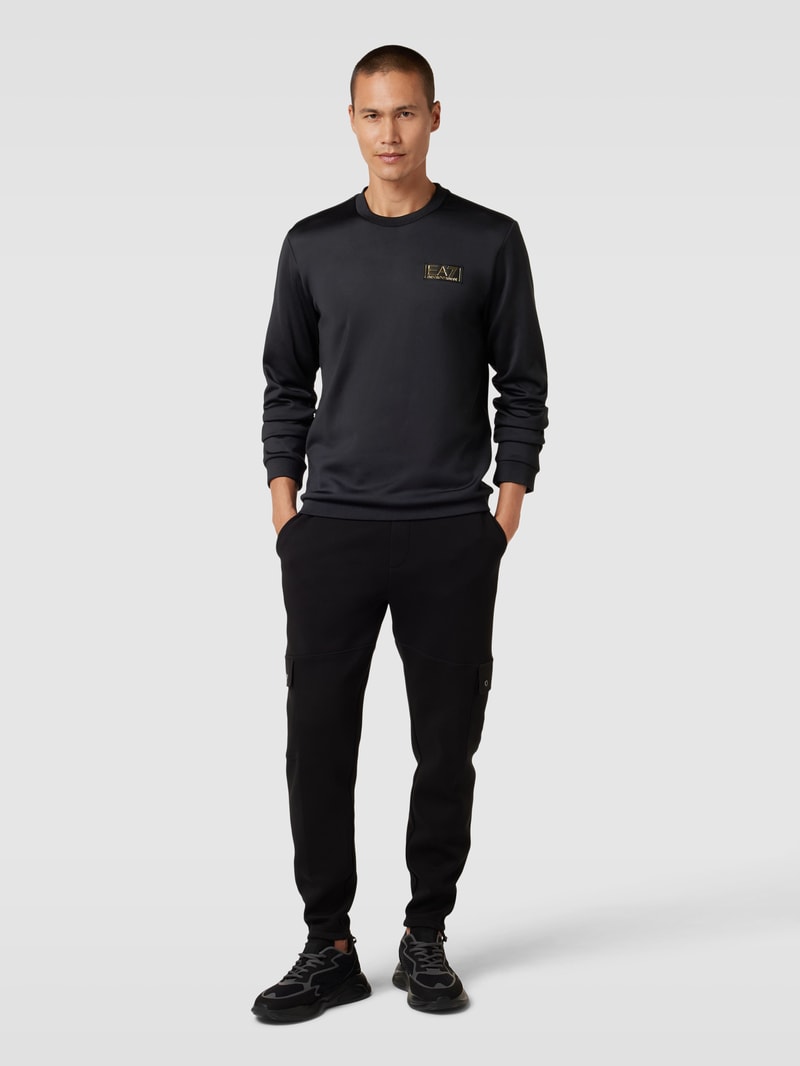 Sweatshirt mit Label-Detail in schwarz