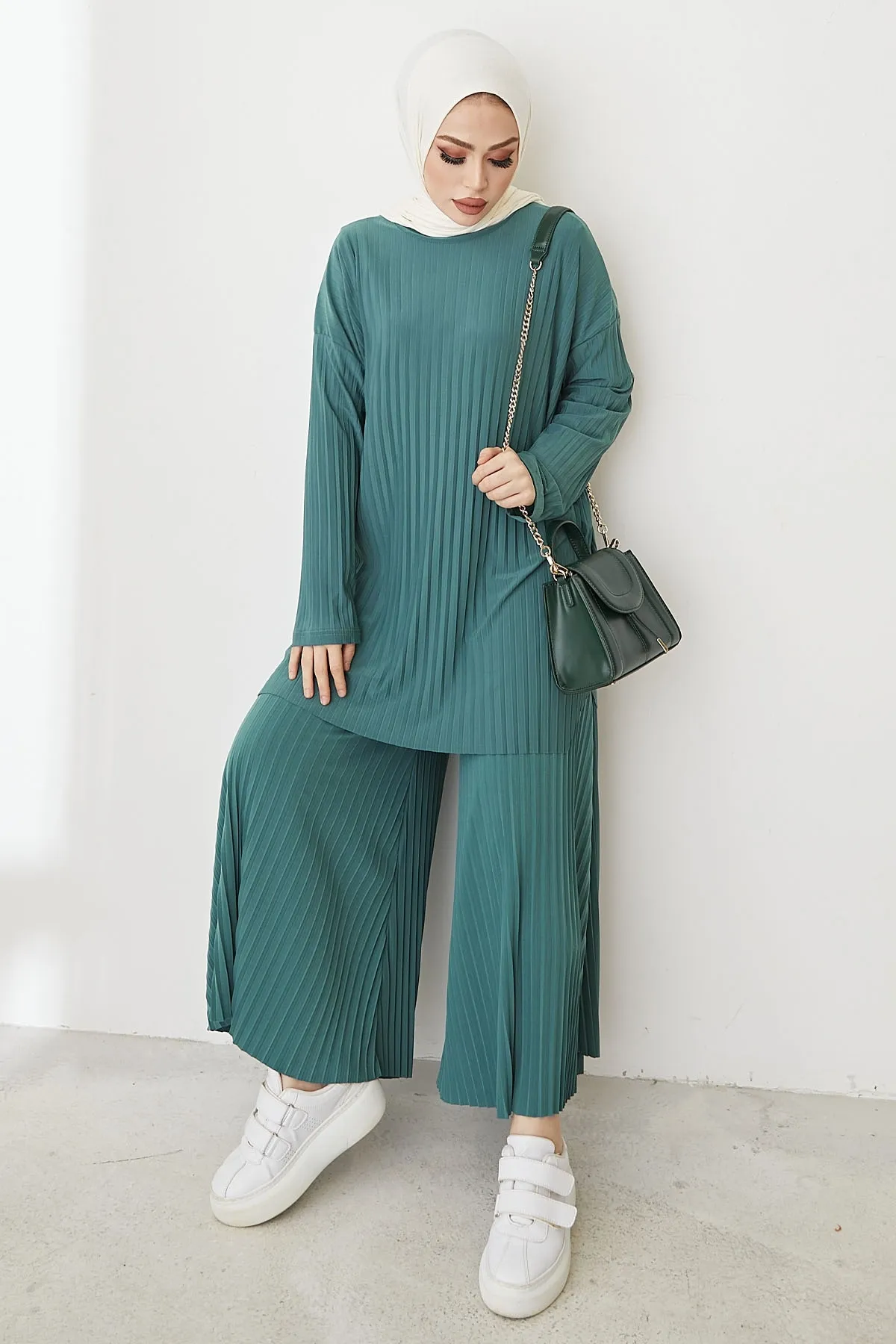InStyle  Mila Faltenhosen-Tunika-Doppelset – Petrolgrün
