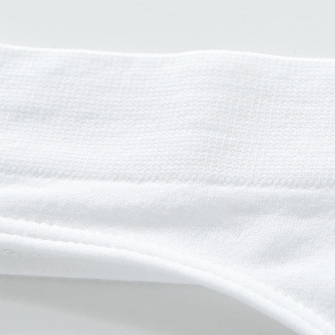 Damen Seamless-String aus Mikrofaser