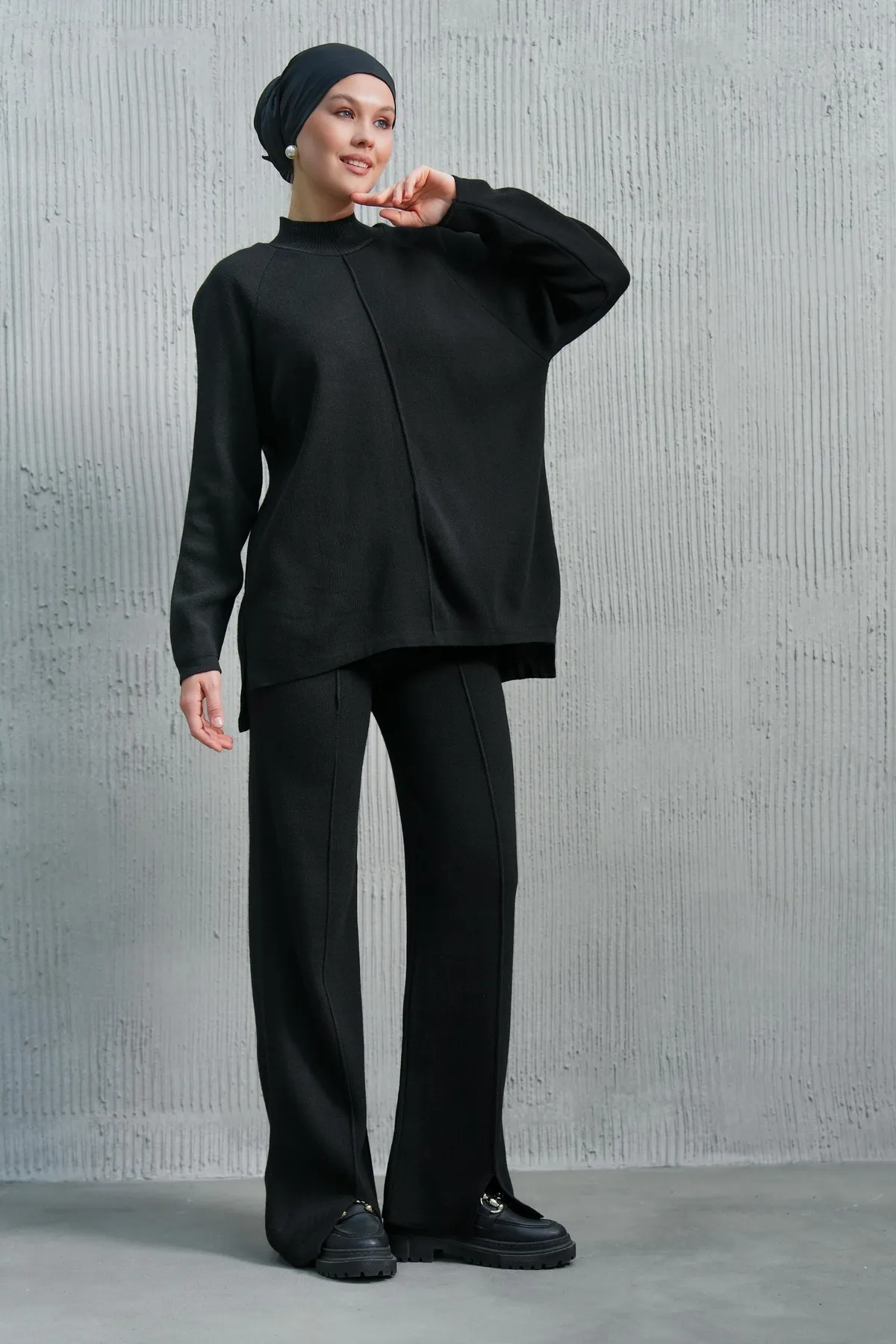 bayansepeti  Flexibler Strickstoff, Stehkragen, langärmliges Oberteil und geschlitzte Beinhose, schwarzes Hijab-Unterteil-Oberteil-Set 1070