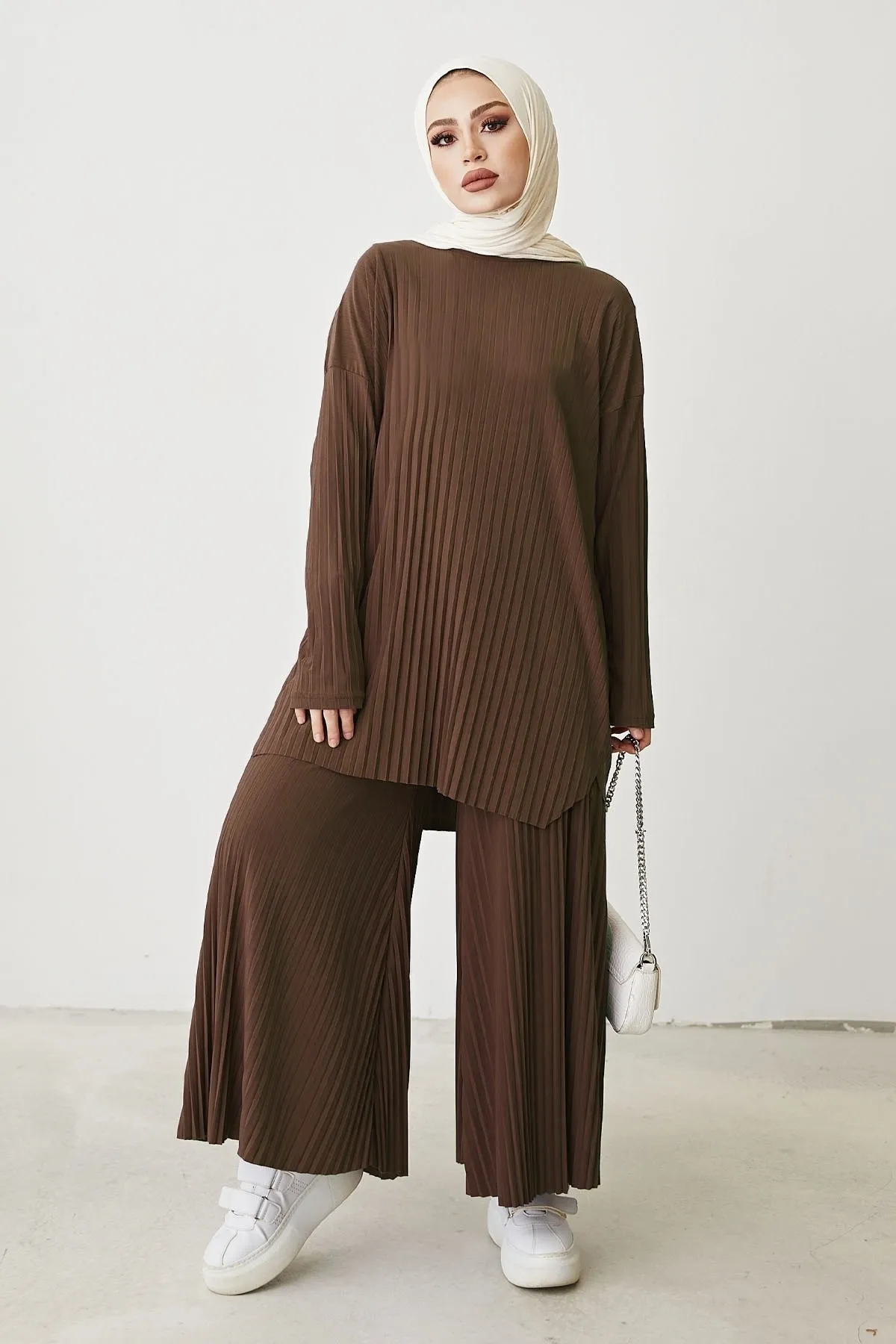 InStyle  Mila Faltenhosen-Tunika-Doppelset – Bitterbraun