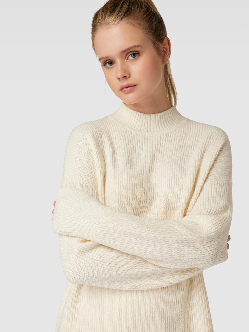 Strickkleid mit Turtleneck Modell 'KATIA' in beige