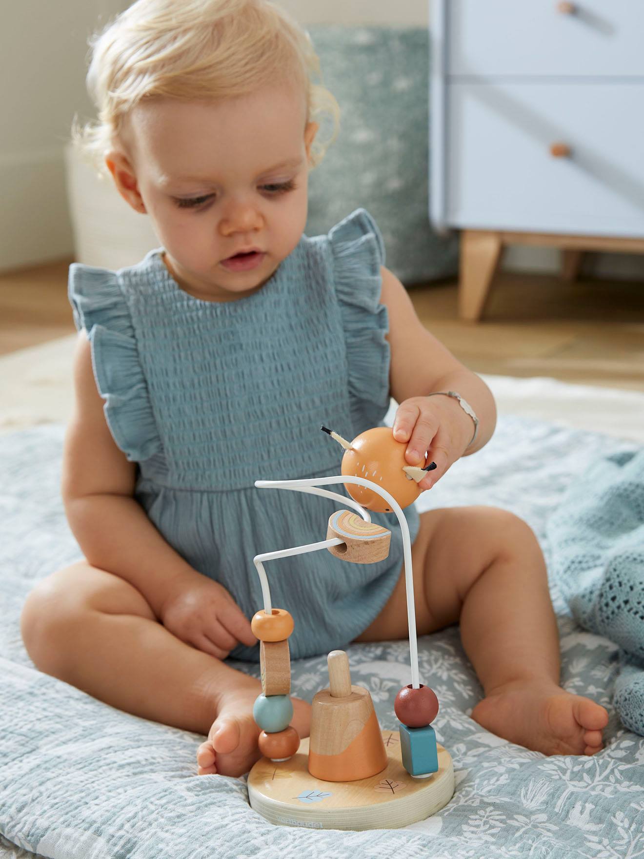 Vertbaudet Baby Motorikschleife Holz FSC - beige waldfreunde