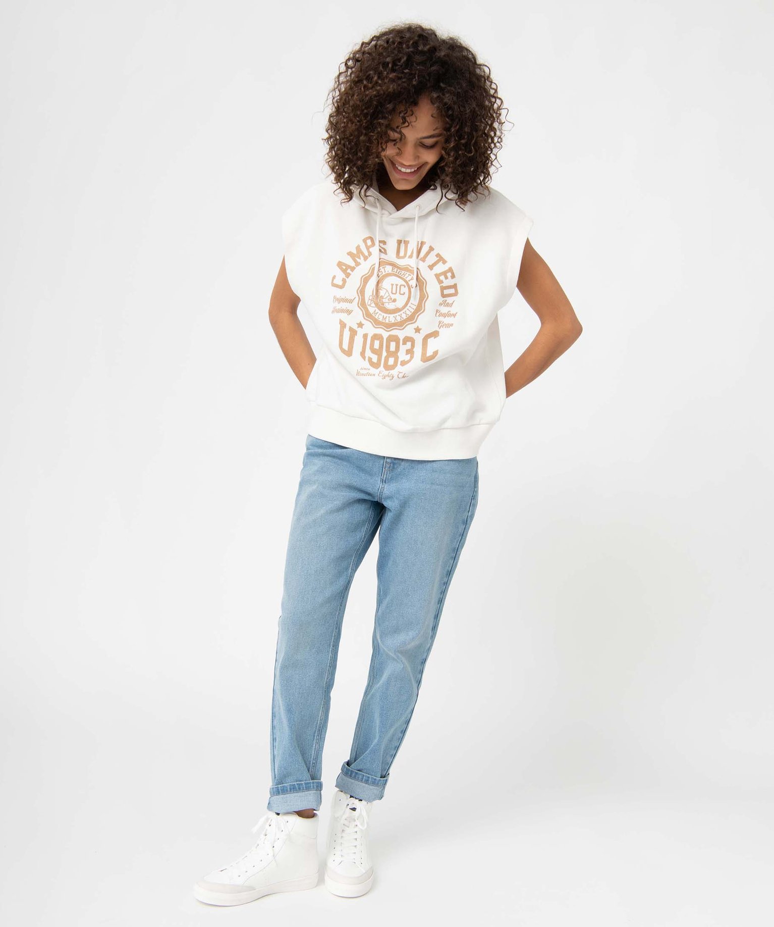Sweat femme sans manches à capuche – Camps United ecru | GEMO