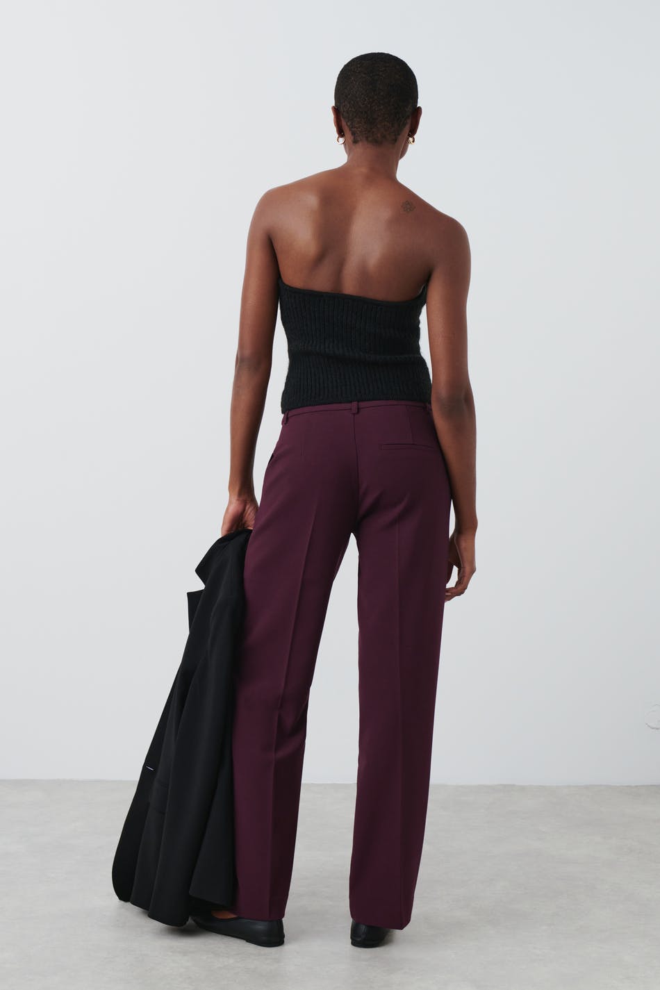 Straight regular trousers