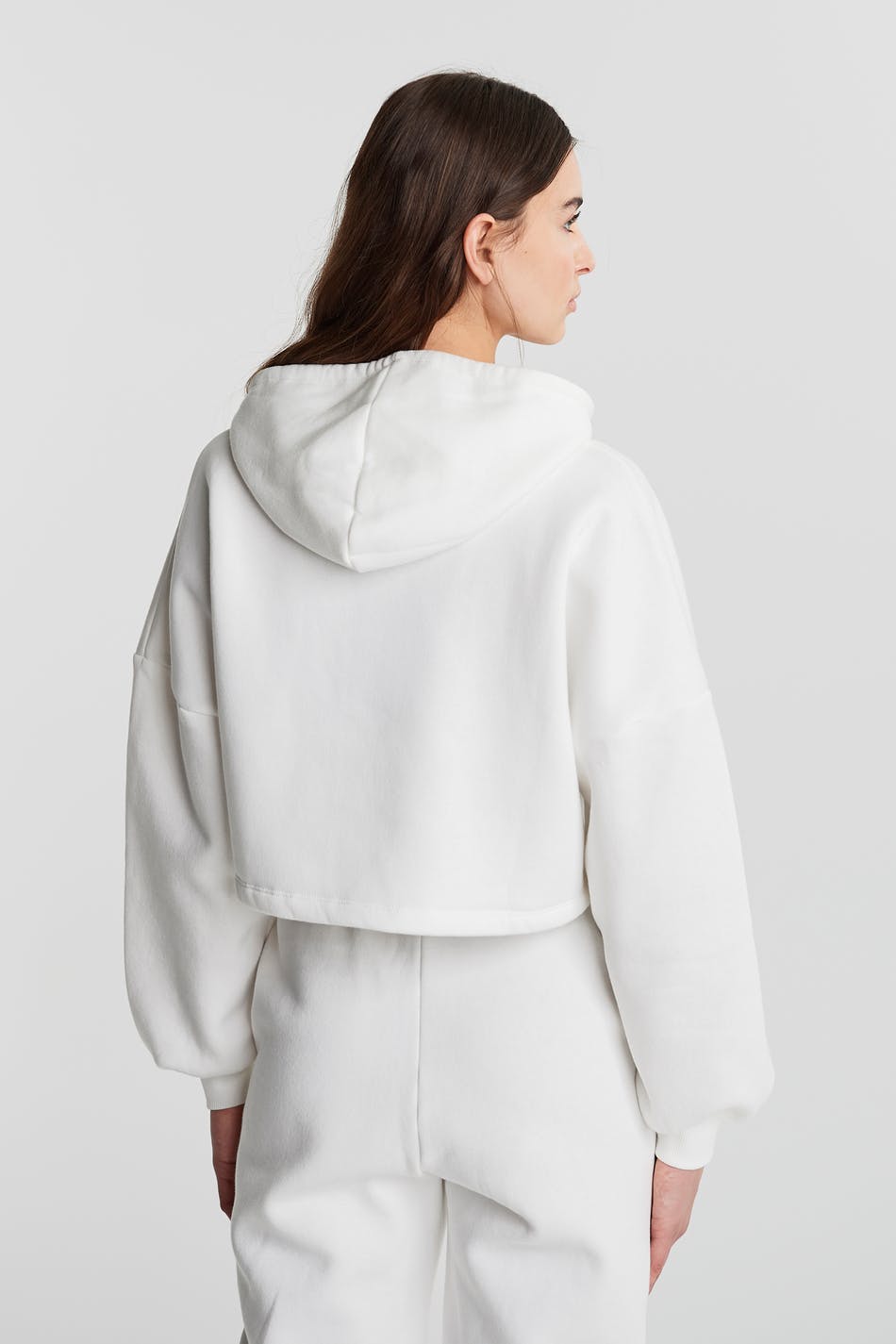 Basic cropped hood