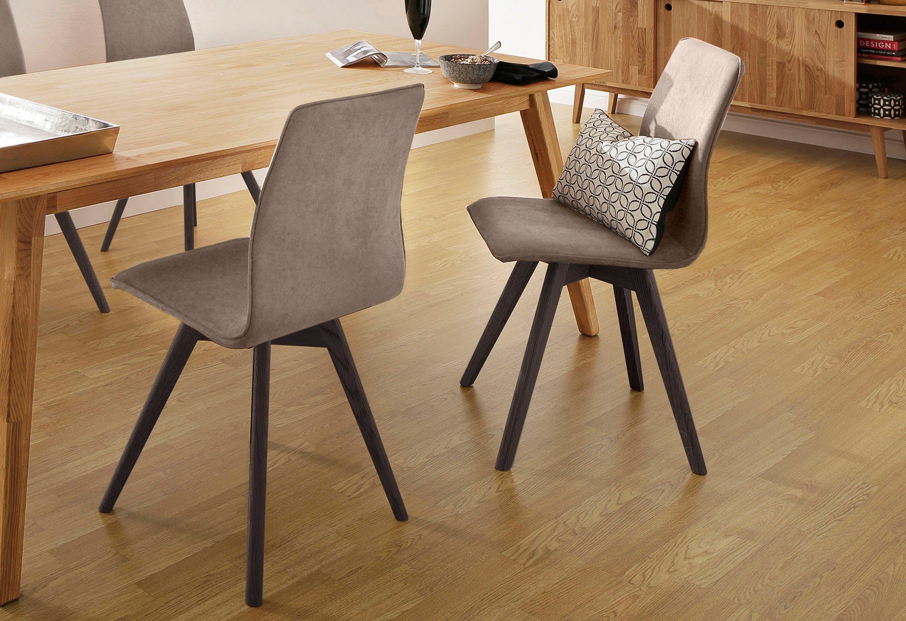 andas 4-Fußstuhl Rania (Set, 2 St), mit Massivholzbeinen