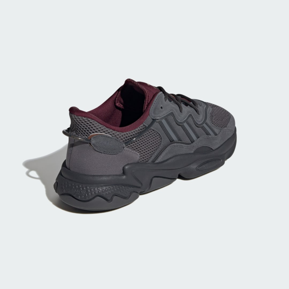 adidas Ozweego ID3186 / grau