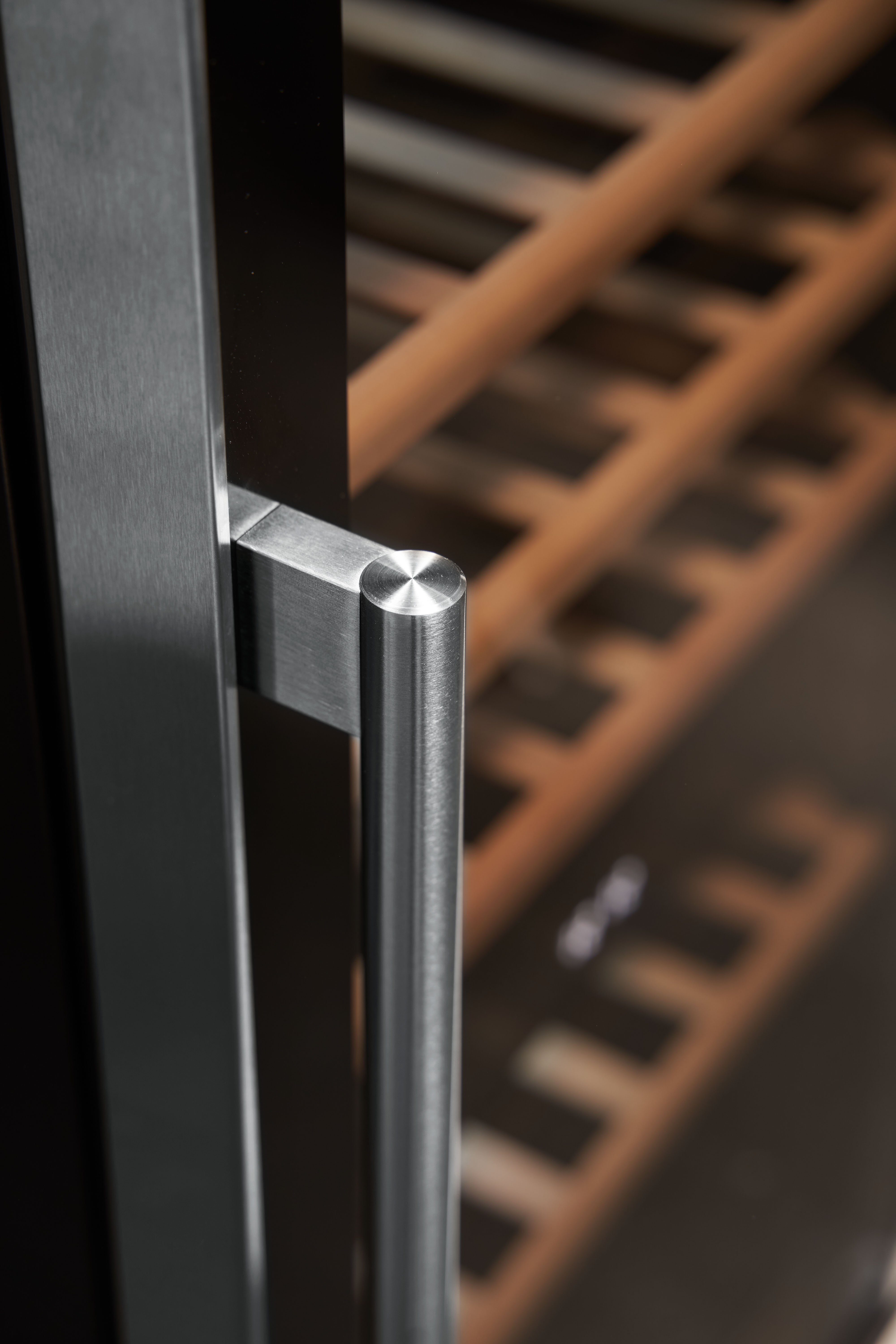 RESPEKTA Weintemperierschrank Weinkühlschrank WKS49, für 49 Standardflaschen á 0,75l