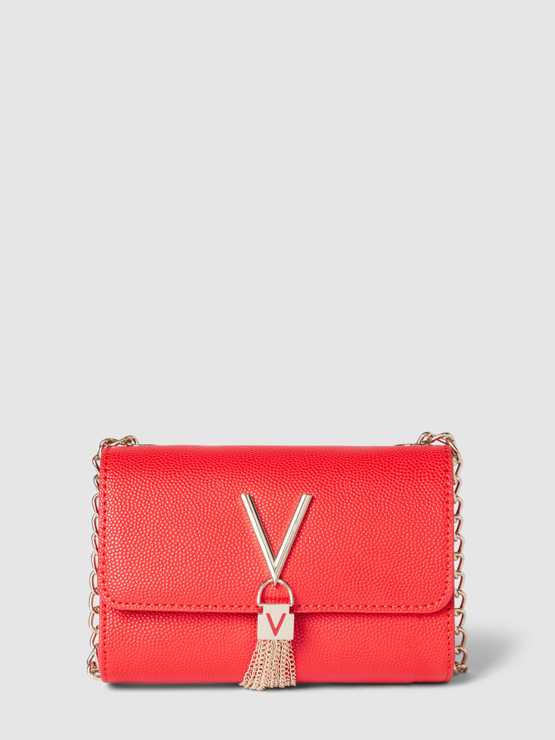 Clutch mit Label-Applikation Modell 'DIVINA' in rot