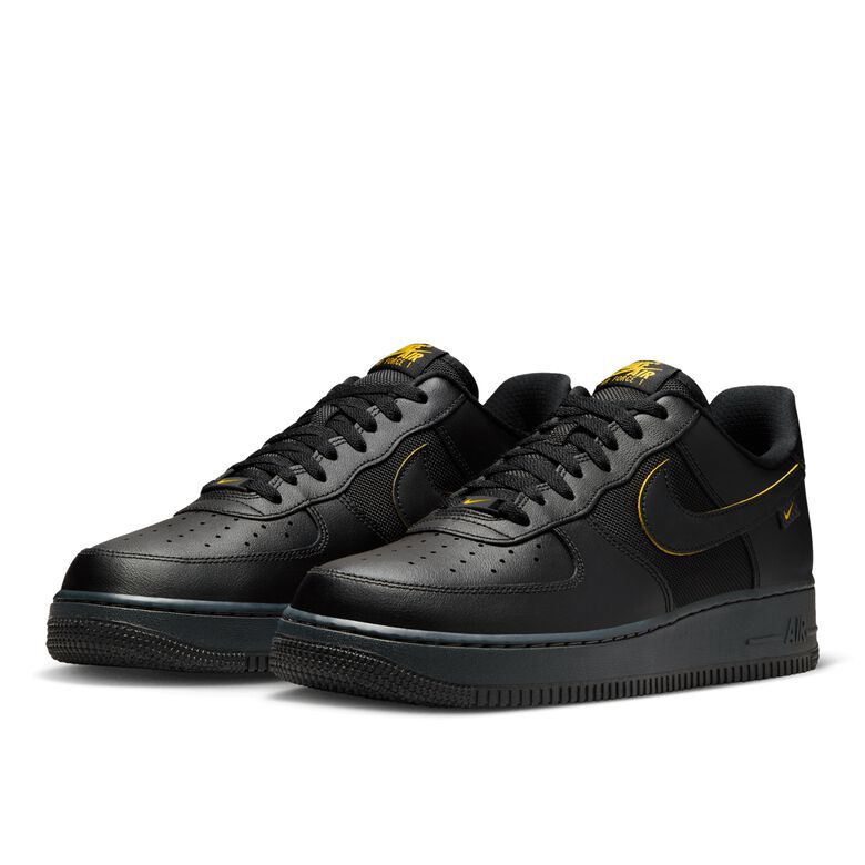 NIKE Air Force 1 '07 