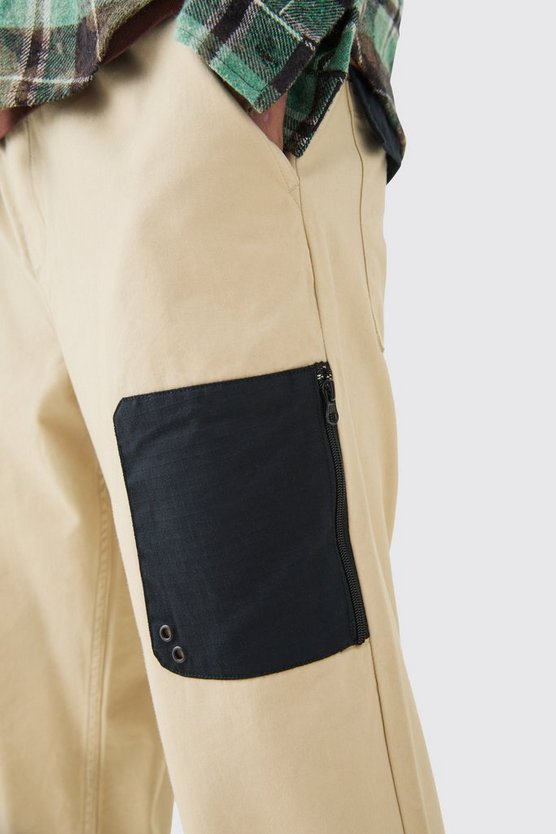 Lockere Twill-Hose mit elastischem Bund und Gürtel