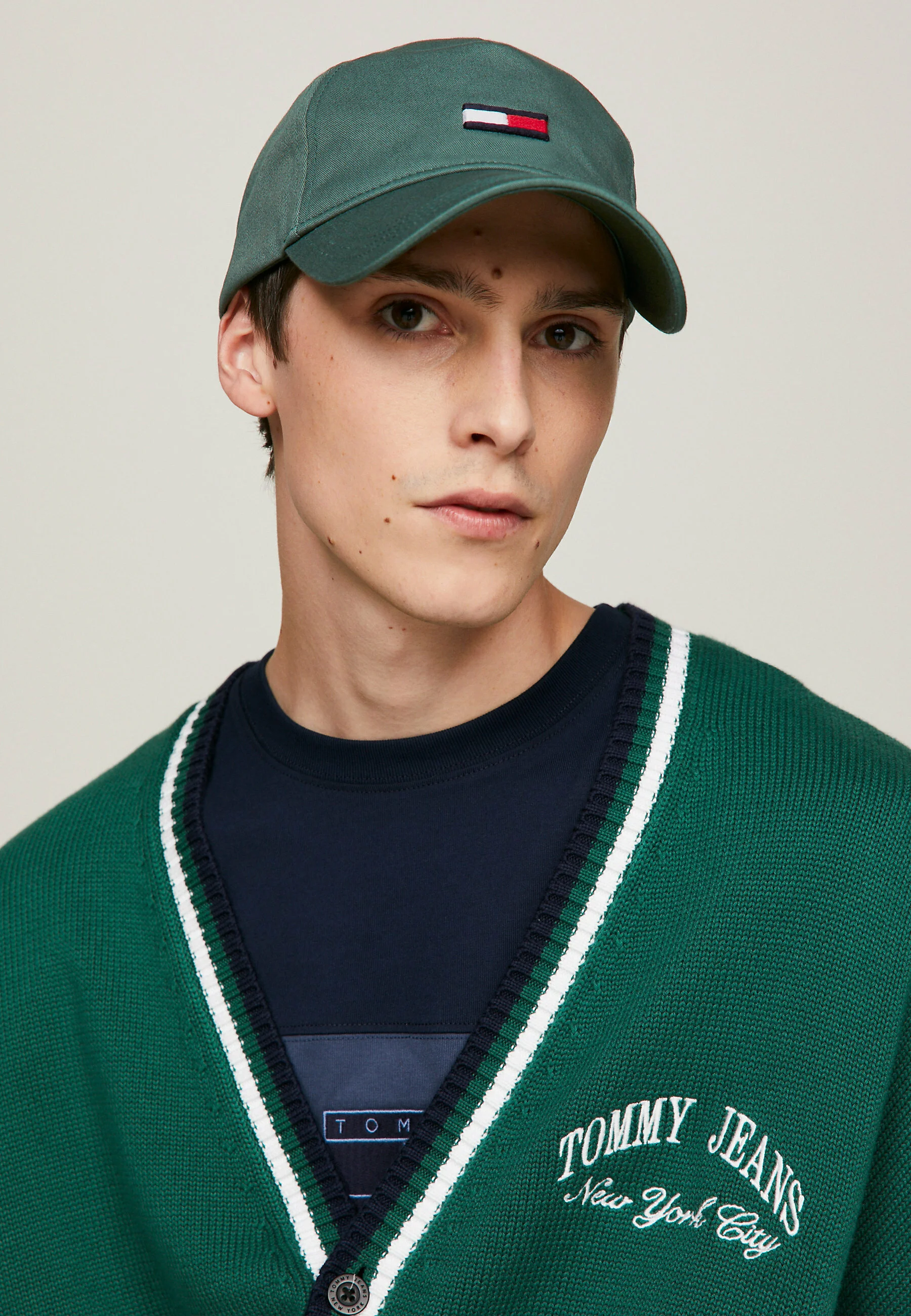 Gorra Tommy Jeans ELONGATED FLAG