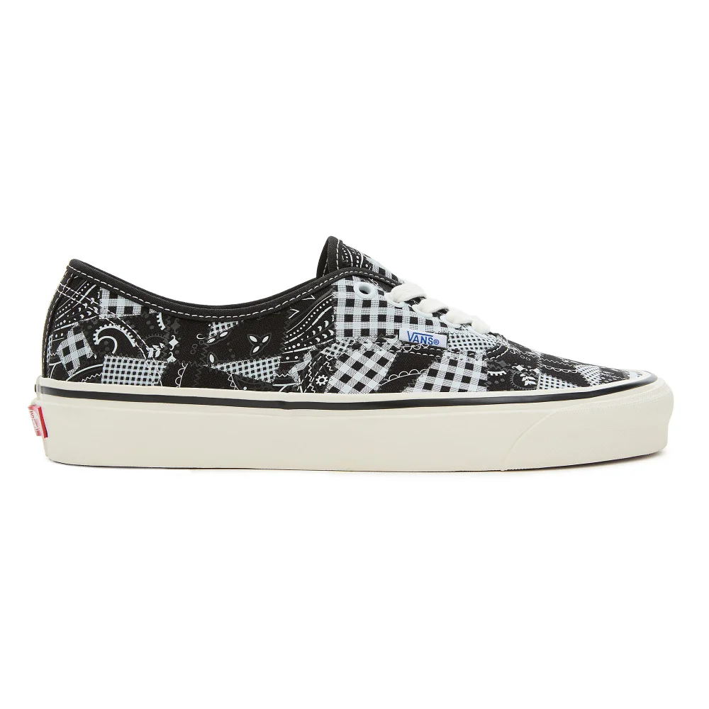 Vans Authentic WP 44 DX x VN0A7Q5CBM81 / schwarz