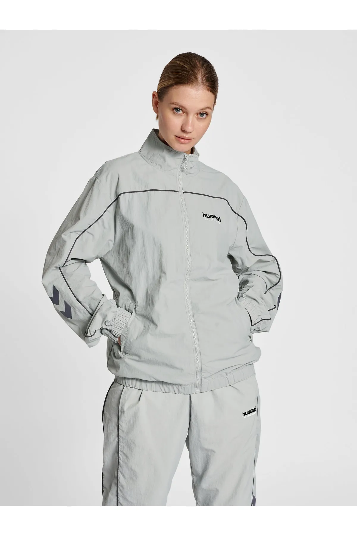 hummel  Sweatshirt - Grau - Regular Fit