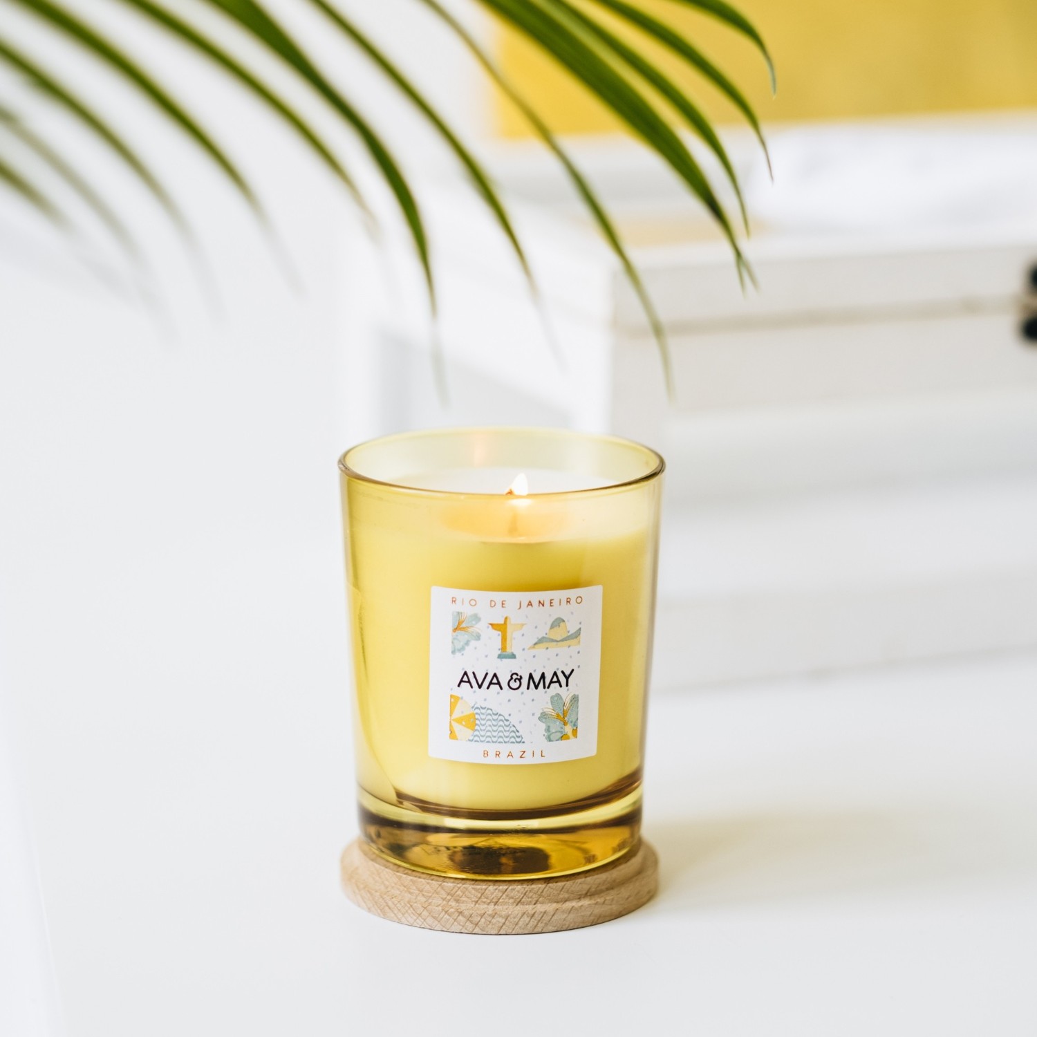 AVA & MAY Maxi perfume bougie Aruba