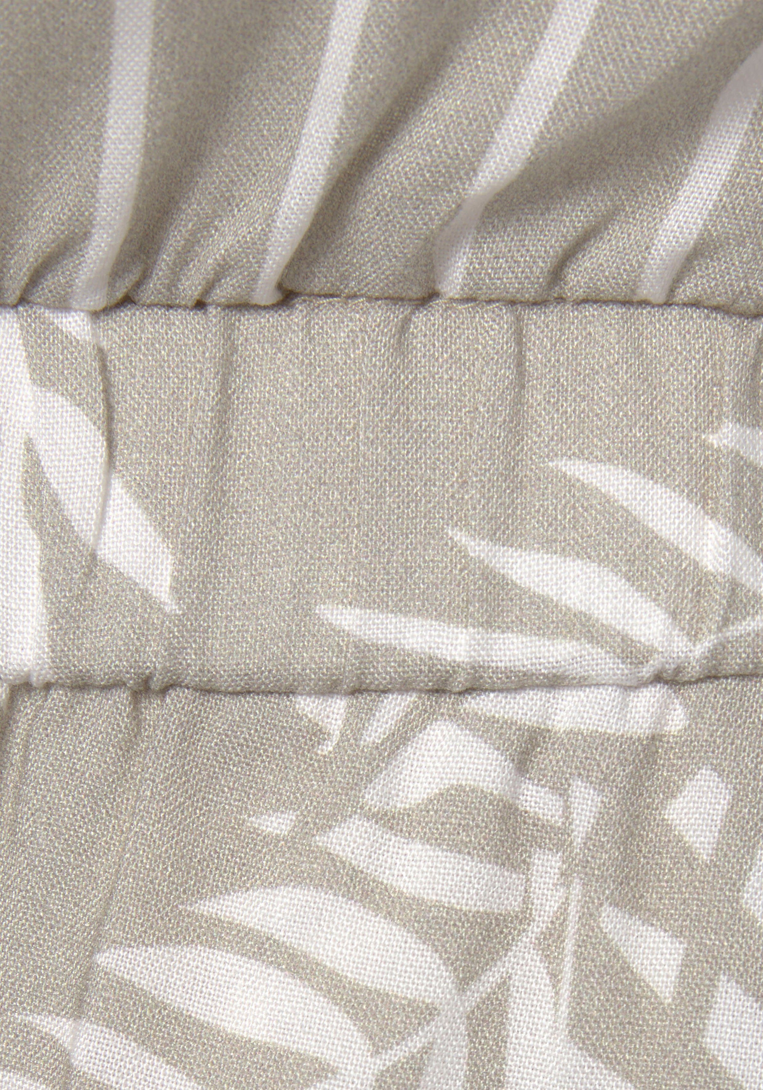 LASCANA Kurzoverall mit Alloverprint
