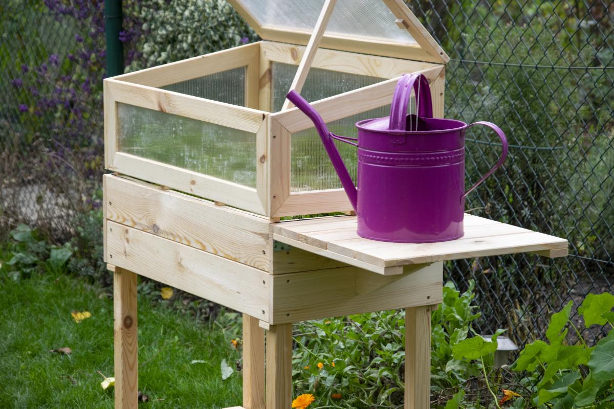 dobar Hochbeet mit Polycarbonat-Aufsatz und Ablagefläche S